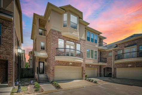 8125 Estes Glen Lane Houston TX 77040