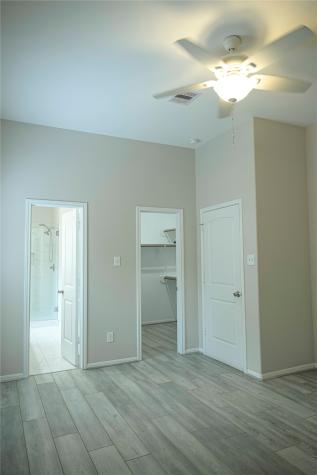 5518 Beall Street Houston TX 77091