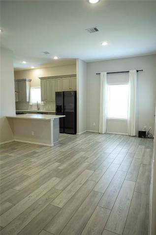 5518 Beall Street Houston TX 77091