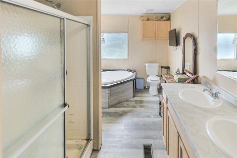 11105 32nd 1/2 Street Santa Fe TX 77510