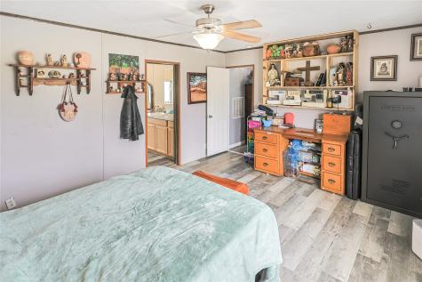 11105 32nd 1/2 Street Santa Fe TX 77510