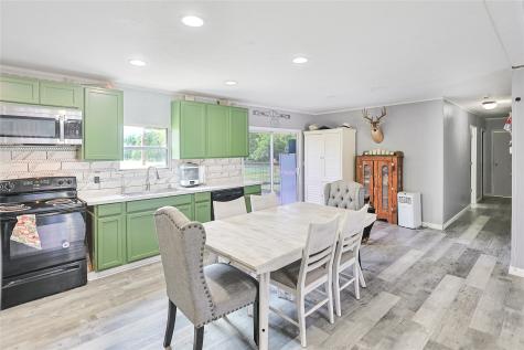 11105 32nd 1/2 Street Santa Fe TX 77510