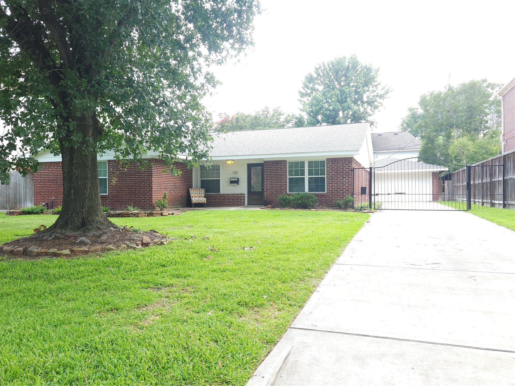108 Ferndale Street Bellaire TX 77401