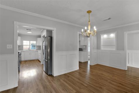 114 W Lobit Street Baytown TX 77520