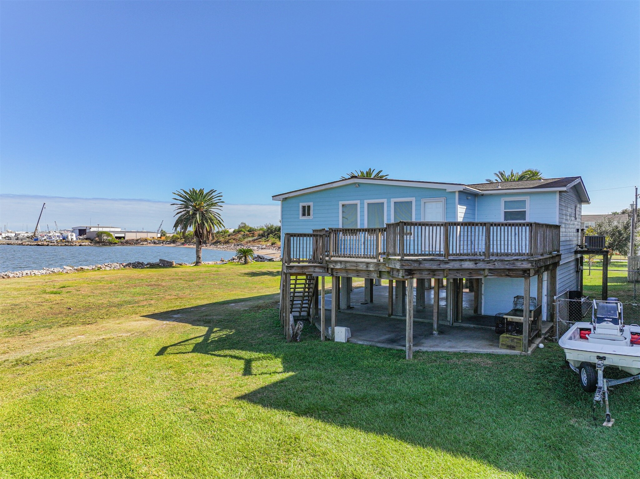 7706 Channelview Drive Galveston TX 77554