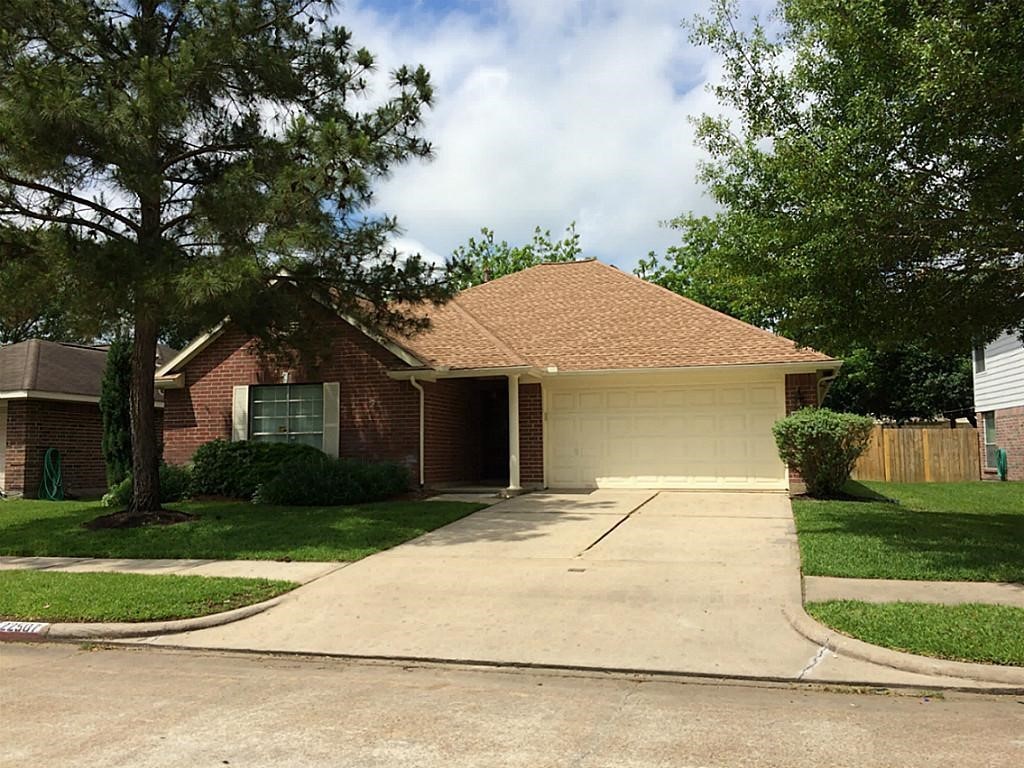 22507 Holly Lake Drive Katy TX 77450