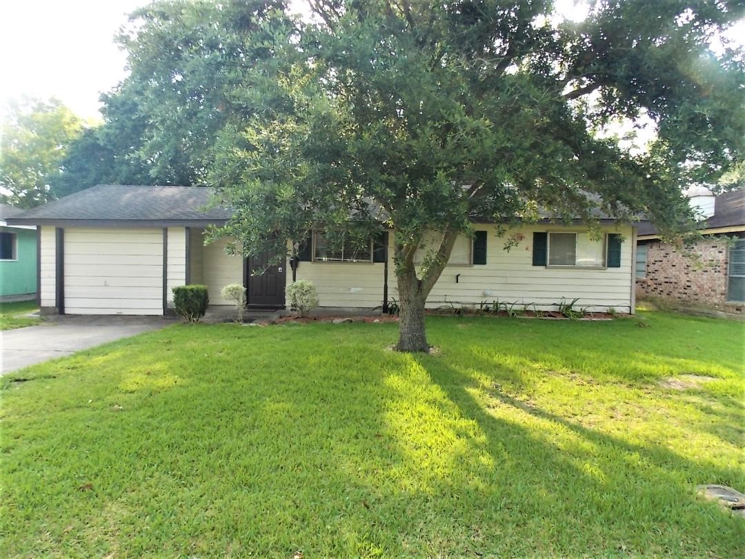 165 Smelker Street Beaumont TX 77707