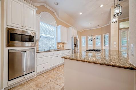 25050 Cinco Manor Lane Katy TX 77494
