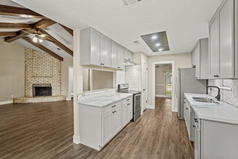 13755 Drakewood Drive Sugar Land TX 77498