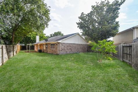 1406 Willow Bend Court Richmond TX 77406
