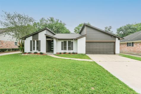 5347 Royal Parkway Friendswood TX 77546