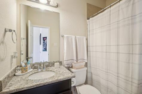 6363 Fairdale Lane H Houston TX 77057