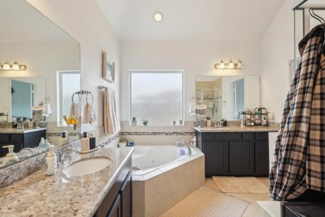 6363 Fairdale Lane H Houston TX 77057