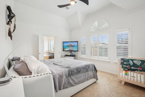 6363 Fairdale Lane H Houston TX 77057