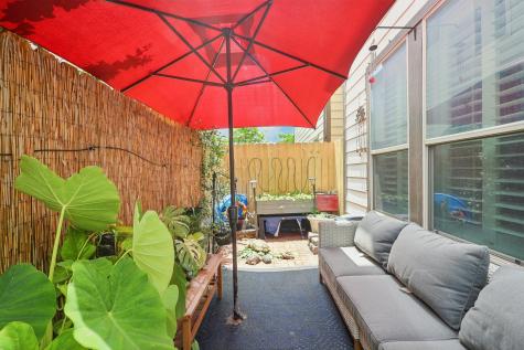 6363 Fairdale Lane H Houston TX 77057