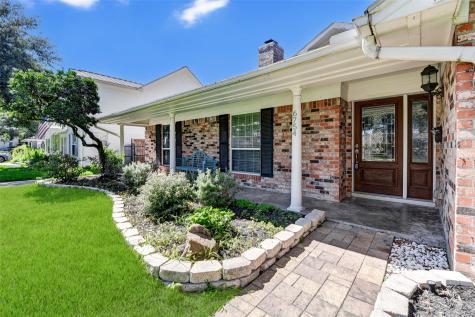 6754 Cindy Lane Houston TX 77008