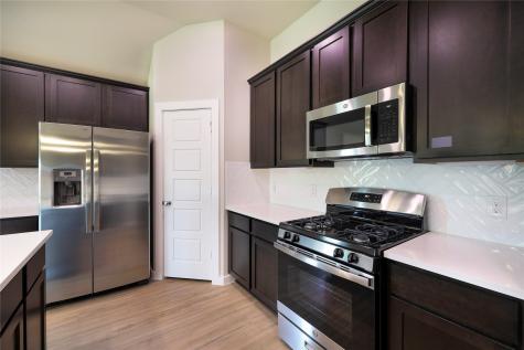 2906 Brinson Drive Fresno TX 77545
