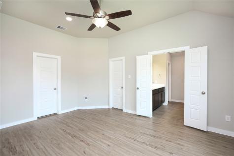 2906 Brinson Drive Fresno TX 77545