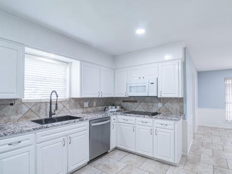 312 Narcissus Street Lake Jackson TX 77566