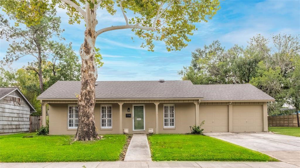 5537 Lincrest Lane Houston TX 77056