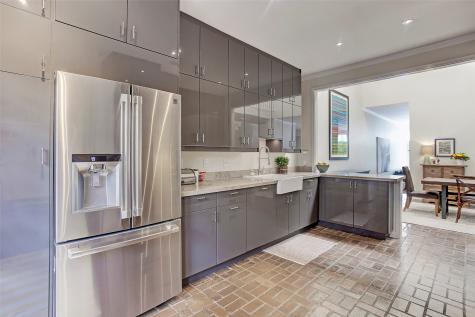 2206 Fulham Court Houston TX 77063