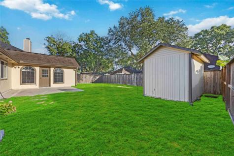 8707 Orchard Lane La Porte TX 77571