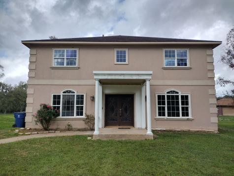 115 Oak Colony Drive Angleton TX 77515