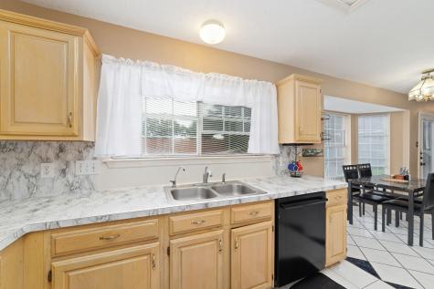 2414 Blue Rose Drive Missouri City TX 77459