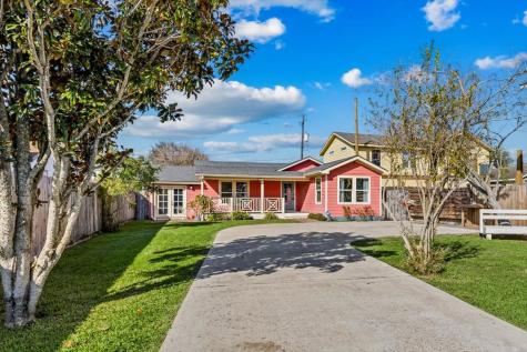 5522 Avenue O 1/2 Galveston TX 77551