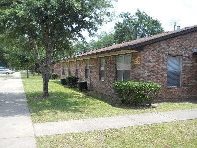 1001 Charlsie Avenue Kirbyville TX 75956