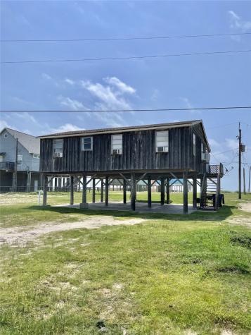1111 Surf Drive Surfside Beach TX 77541
