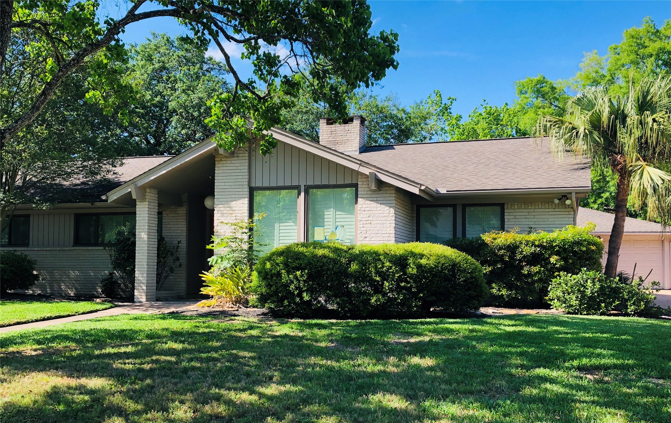 5258 Ariel Street Houston TX 77096
