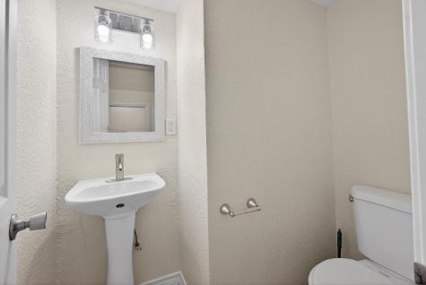 1221 Cedar Post Lane 1d Houston TX 77055