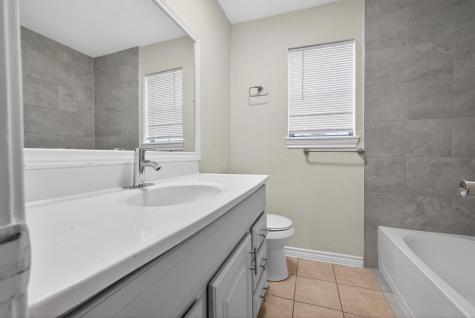 1221 Cedar Post Lane 1d Houston TX 77055