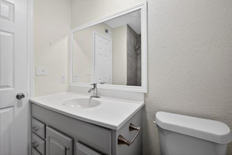 1221 Cedar Post Lane 1d Houston TX 77055