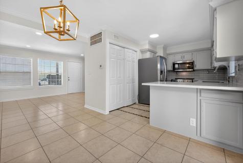 1221 Cedar Post Lane 1d Houston TX 77055