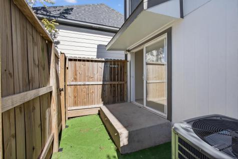 1221 Cedar Post Lane 1d Houston TX 77055
