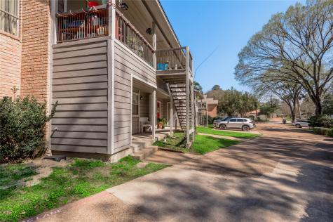 2404 Sycamore Avenue C4 Huntsville TX 77340