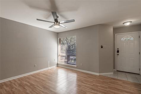 2404 Sycamore Avenue C4 Huntsville TX 77340