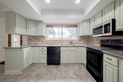 16419 Barcelona Drive Friendswood TX 77546
