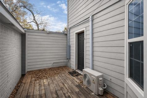 511 W Cleveland Street 1 Alvin TX 77511