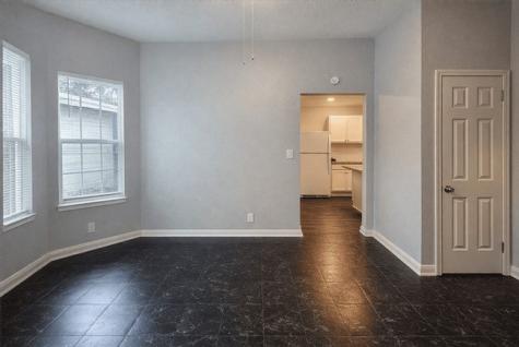 511 W Cleveland Street 1 Alvin TX 77511