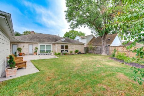 1607 Mossy Stone Drive Houston TX 77077