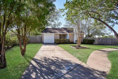 10010 Tahoka Lane Sugar Land TX 77498