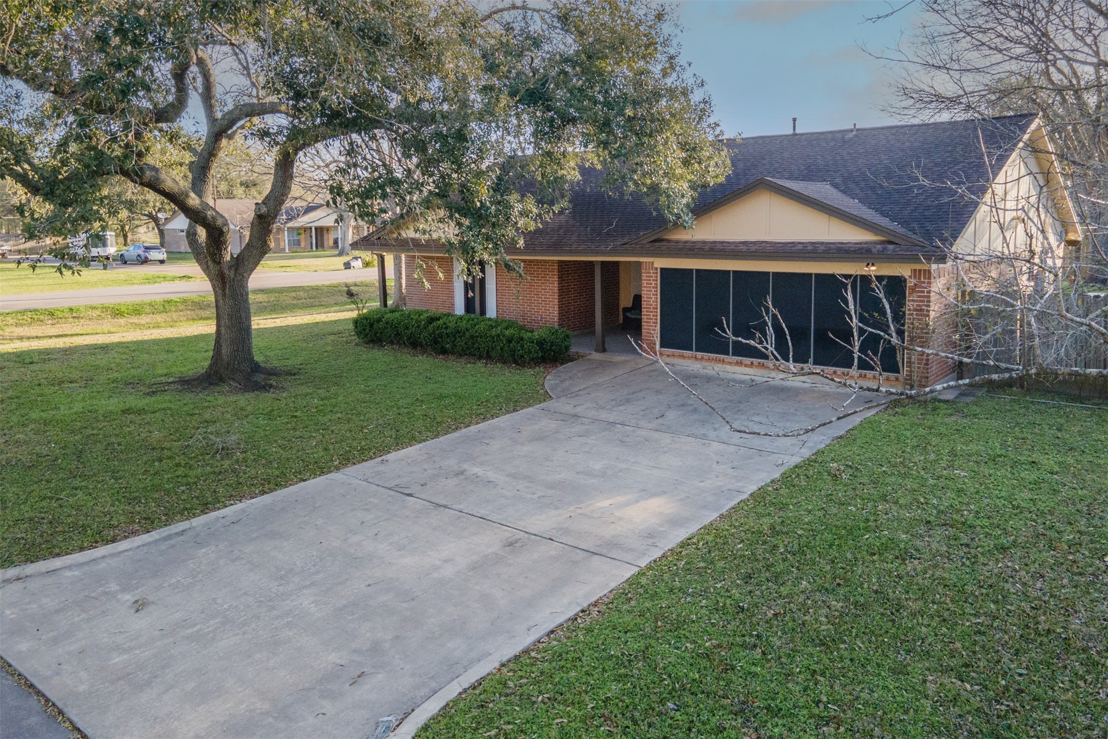 1501 Parkway Drive Alvin TX 77511