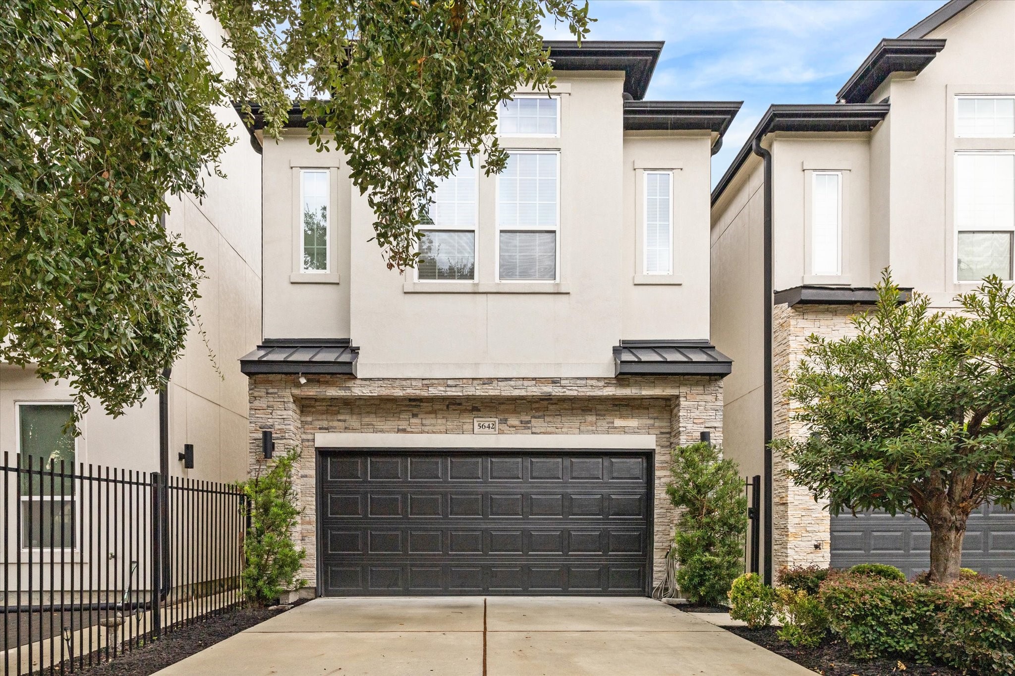5642 Kiam Street Houston TX 77007
