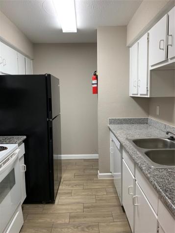 5625 Antoine Drive 1013 Houston TX 77091