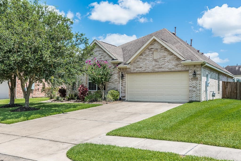 2212 Mangrove Bend Drive League City TX 77573