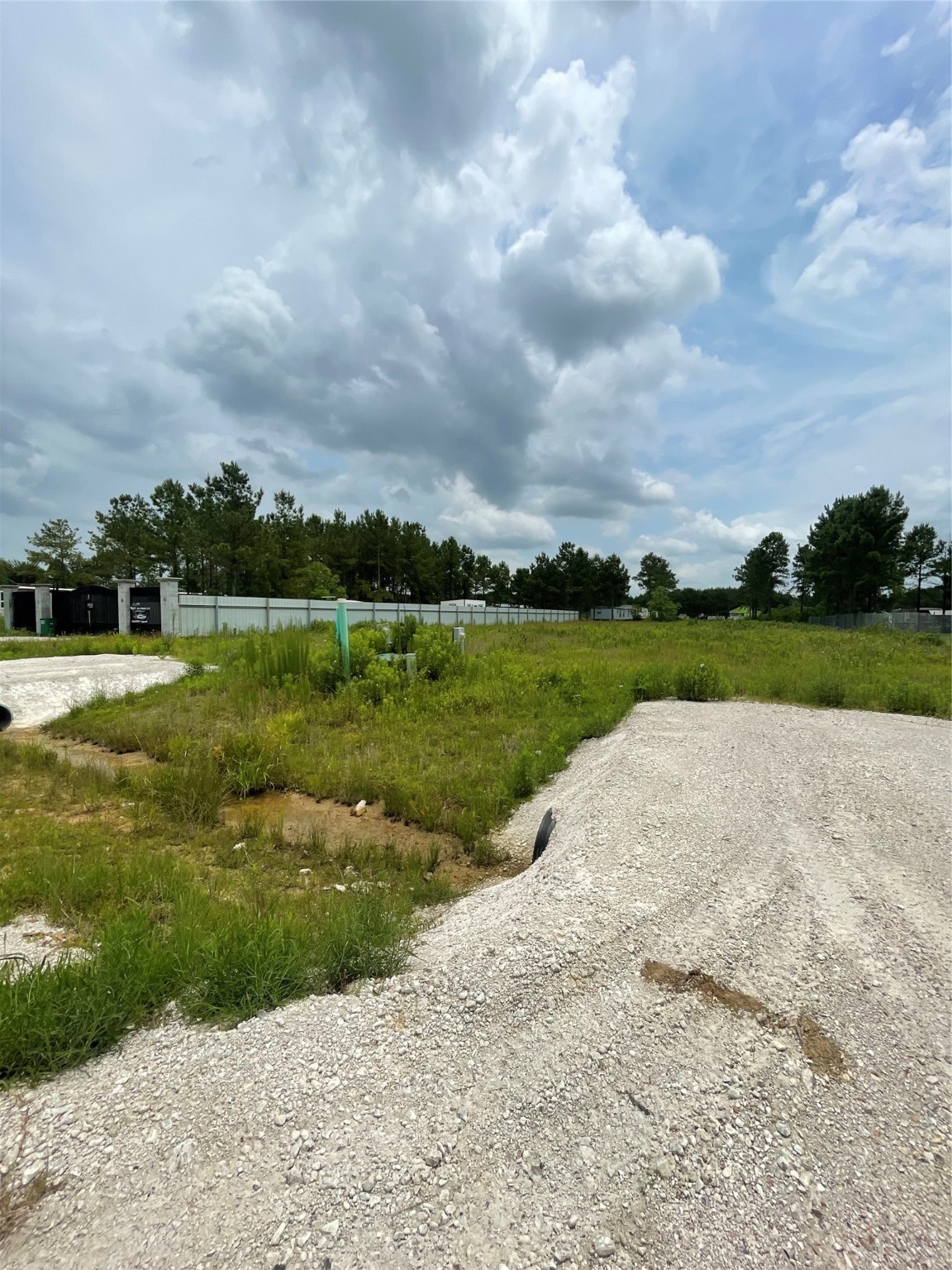500 Road 5510 Cleveland TX 77327