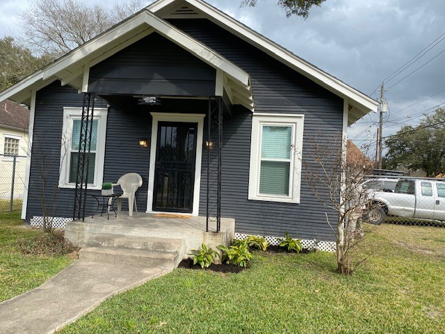 4802 Siegel Street Houston TX 77009